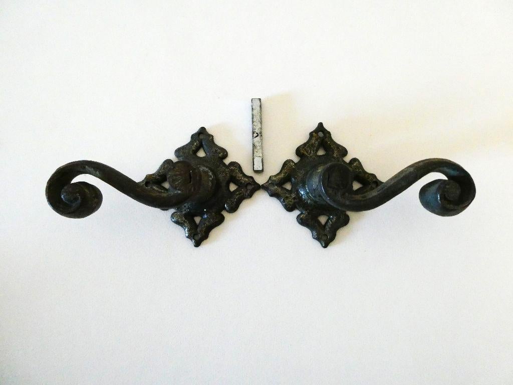 Gietijzeren deurklinkset met krul deurklinken, Ophalen of Verzenden