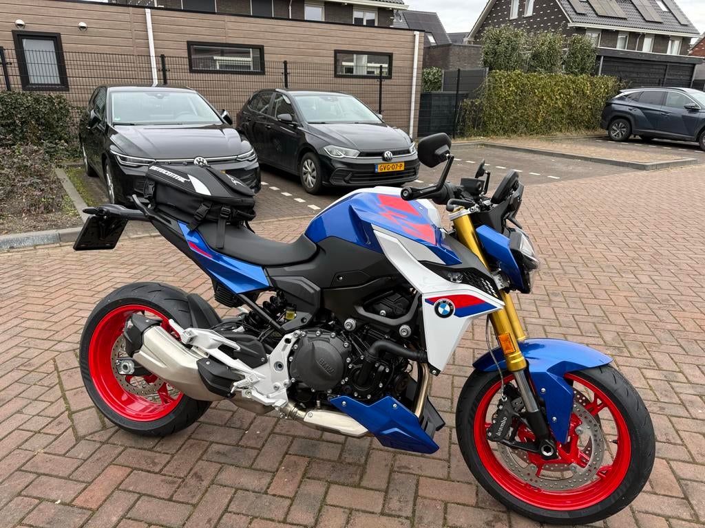 BMW F900R Sport 2026 Nieuw 200 km handvatverwarming, rijmodi