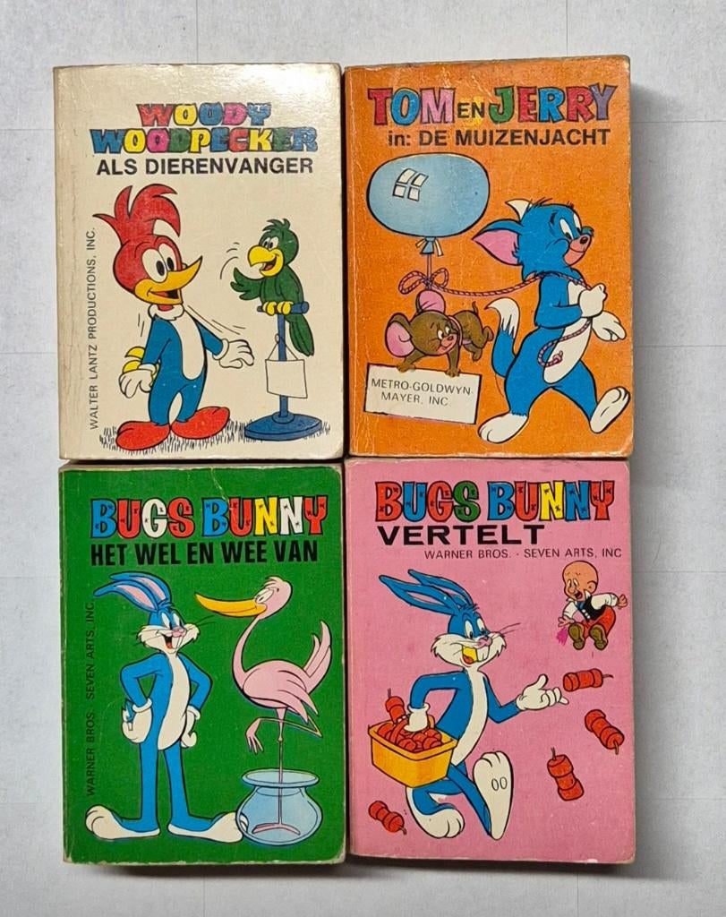 Mini Infancia -set van 4 miniboekjes- Bugs Bunny /Tom &Jerry, Boeken, Stripboeken, Gelezen, Ophalen of Verzenden, Walter Lantz