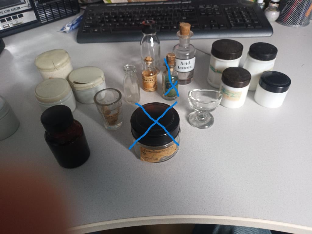 ehbo diverse potjes, Ophalen of Verzenden