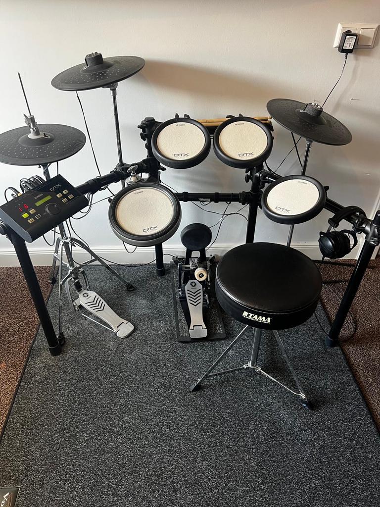 Yamaha DTX500 elektronisch drumstel - Complete set!, Muziek en Instrumenten, Drumstellen en Slagwerk, Ophalen, Zo goed als nieuw