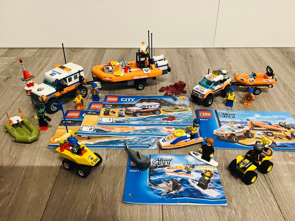 LEGO city coast guard, 5 sets, compleet en ZGAN Ook per stuk, Ophalen of Verzenden, Zo goed als nieuw, Complete set, Lego
