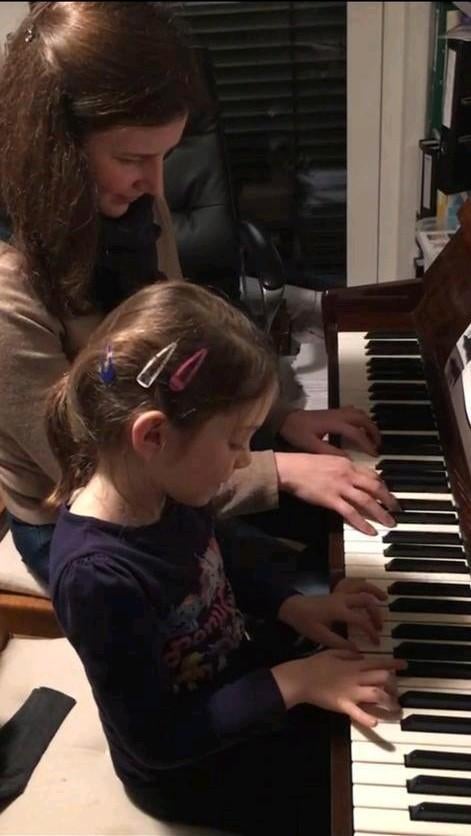 Pianoles in de Leuvensestraat, Den Haag, Privéles, Toetsinstrumenten