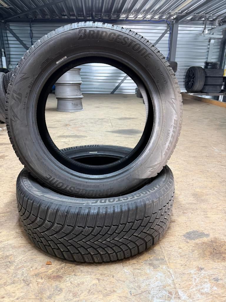 Bridgestone Blizzak 215 55 18, Ophalen, 18 inch, 215 mm, Winterbanden