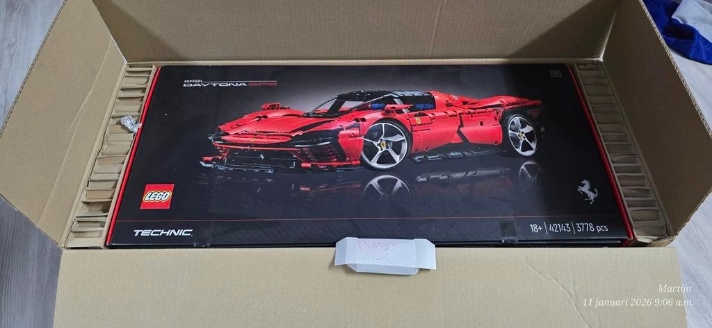 LEGO Technic 42143 Ferrari Daytona SP3, Hobby en Vrije tijd, Modelauto's | 1:18, Ophalen of Verzenden, Nieuw, Auto