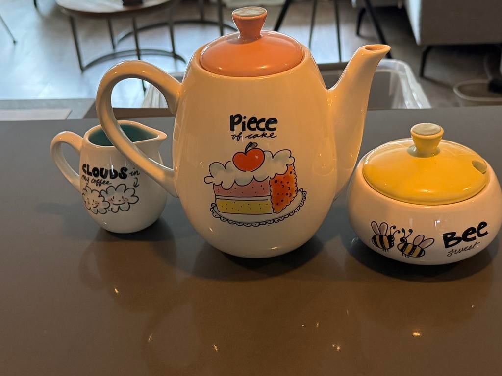 Theekan + suiker en melk kannetje Blond, Huis en Inrichting, Keuken | Servies, Blond Amsterdam, Overige typen, Ophalen of Verzenden