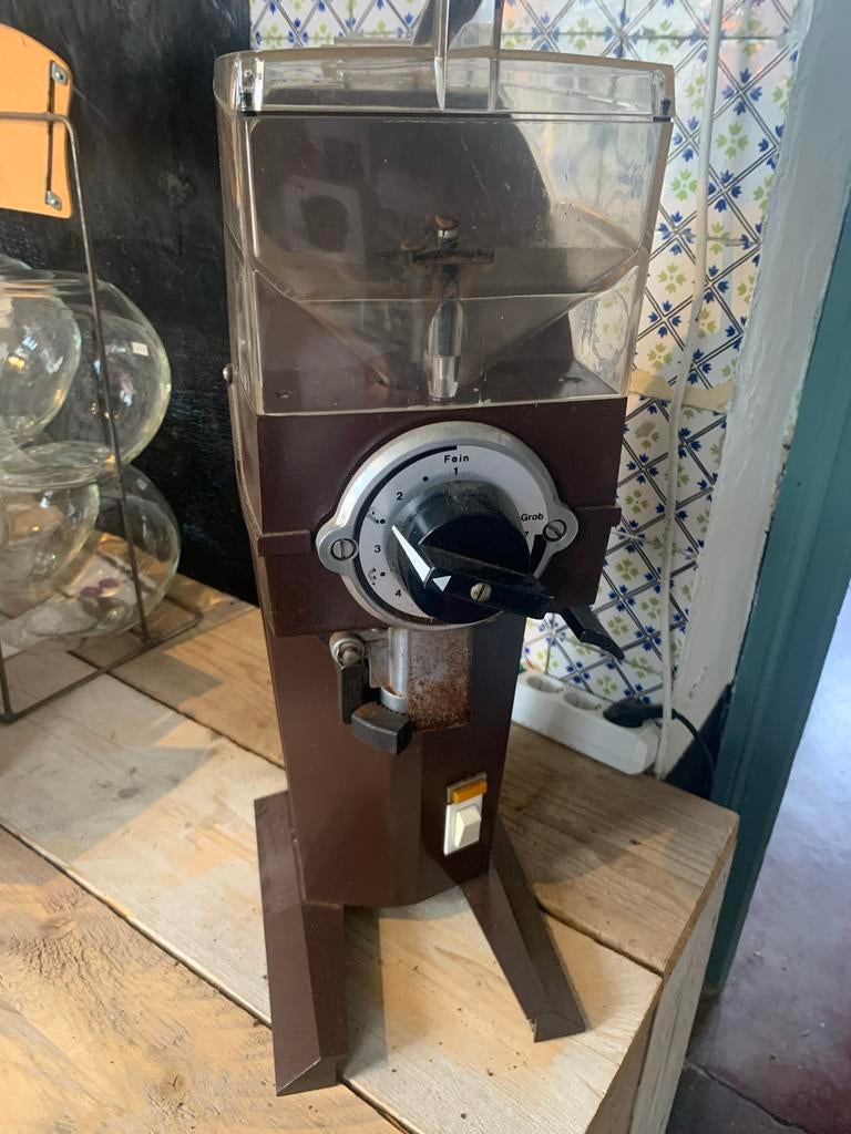 Grinder Mahlkonig Guatemala, Witgoed en Apparatuur, Gebruikt, Overige modellen, 10 kopjes of meer, Gemalen koffie