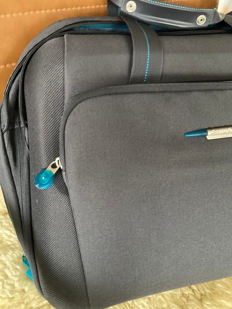 Attache/laptoptas Samsonite zgan, Ophalen of Verzenden, 17 inch of meer, Zo goed als nieuw, Schoudertas