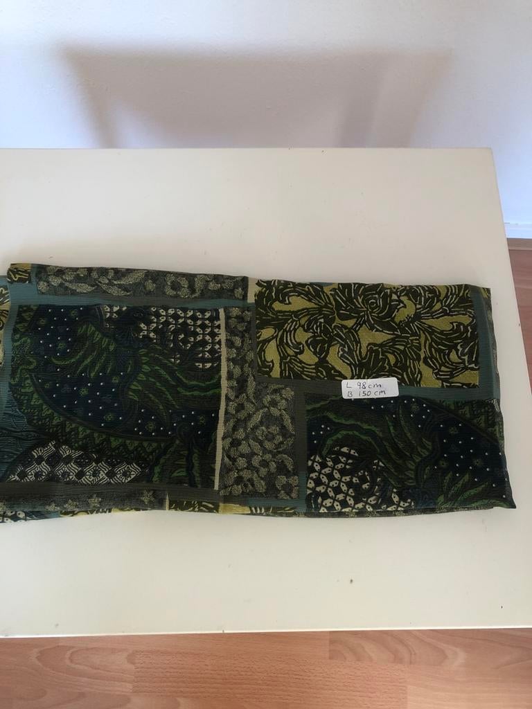 Groene stof 98 cm x 150 cm polyester, 120 cm of meer, Nieuw, Ophalen of Verzenden, Polyester