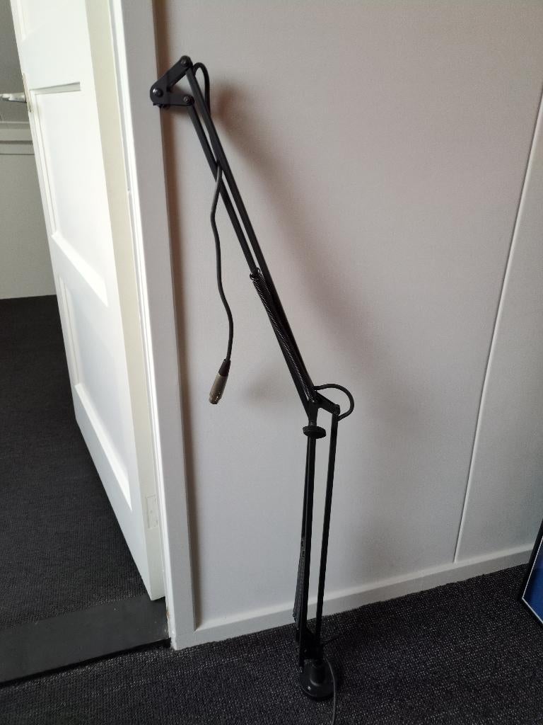 Microfoonstatief inclusief XLR kabel, Muziek en Instrumenten, Standaards, Ophalen of Verzenden, Gebruikt, Instrumentstandaard