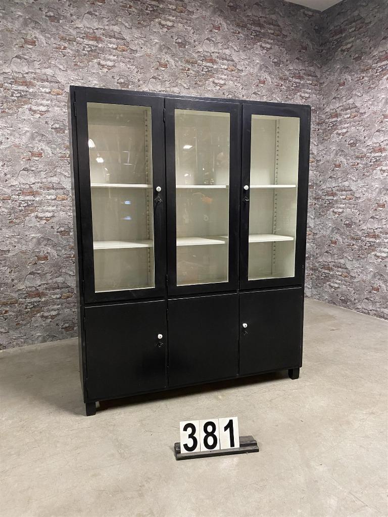 Retro vintage vitrinekast nr381, Info@antiekgroothandel.com, Met deur(en), 100 tot 150 cm, Nieuw