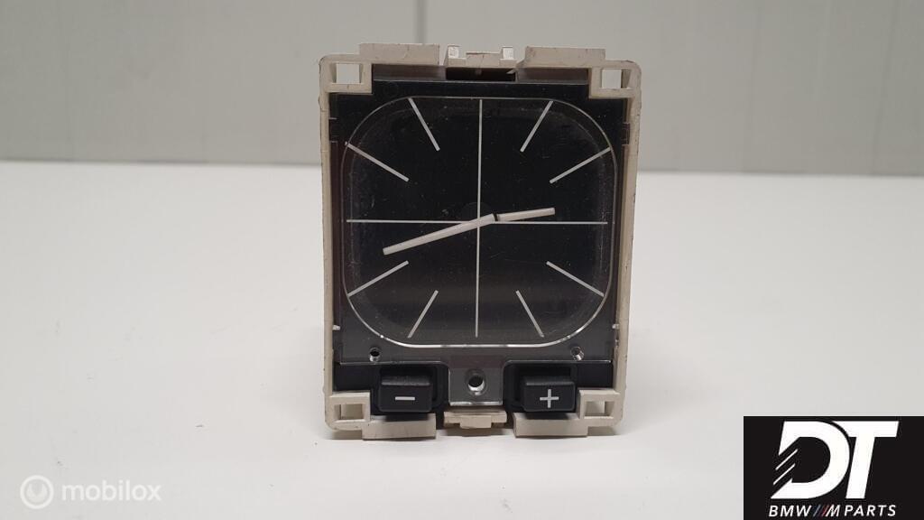 Klokje BMW 3-serie E30 ('83-'92) 62131376903, Gebruikt, Ophalen of Verzenden, BMW, BMW