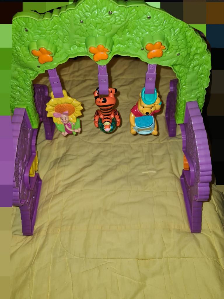 Winnie the Pooh Babygym met rammelaar en spiegeltje, Verzenden, Babygym