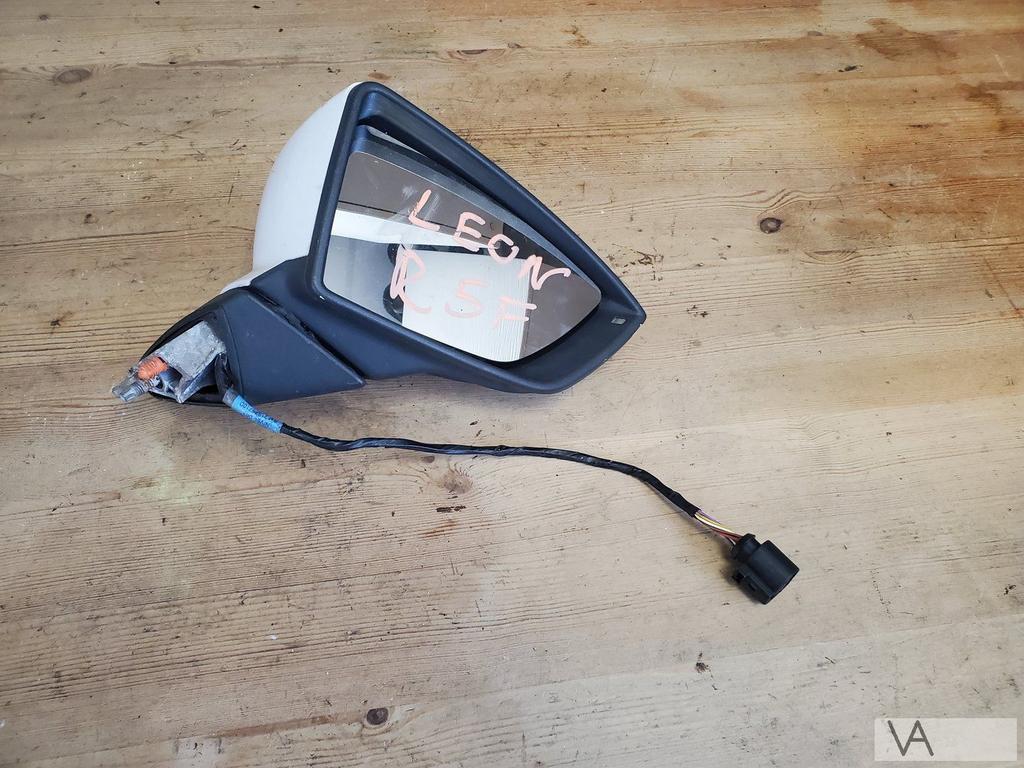 Seat Leon 5f 2012 - 2020 spiegel rechts wit standaard €50, Gebruikt, -, -, Ophalen of Verzenden