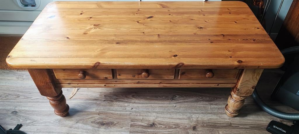 Houten salontafel 120x60cm - Gebruikt, maar stevig!, Huis en Inrichting, Tafels | Salontafels, Ophalen, Gebruikt, 100 tot 150 cm