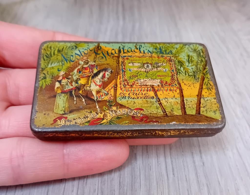 nestor gianaclis cigarettes harem blik, Ophalen of Verzenden, Overige