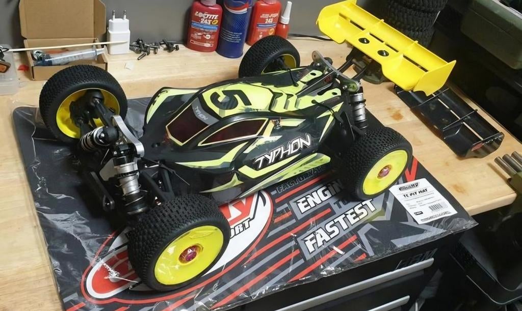 Arrma typhon 6s m2c upgrade, Elektro, Auto offroad, Ophalen of Verzenden, Zo goed als nieuw