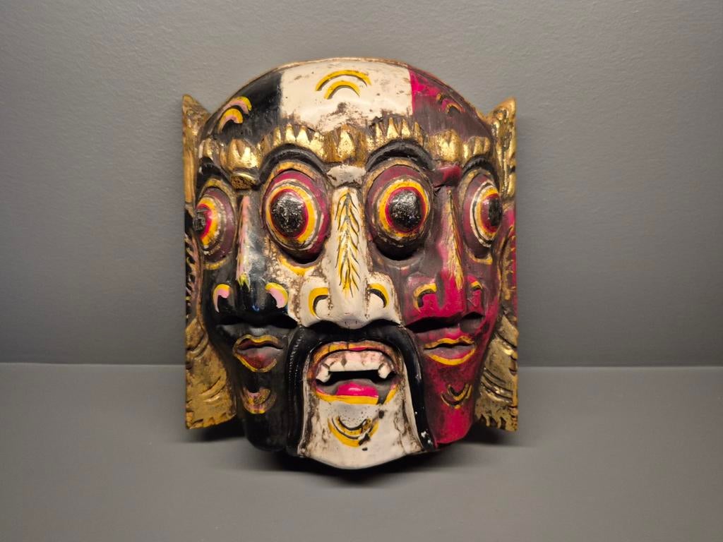 Fraai drie koppig masker, Ophalen of Verzenden