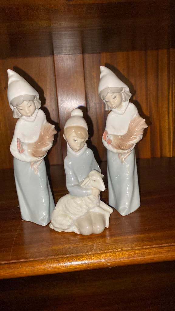 Beeldjes lladro, Ophalen