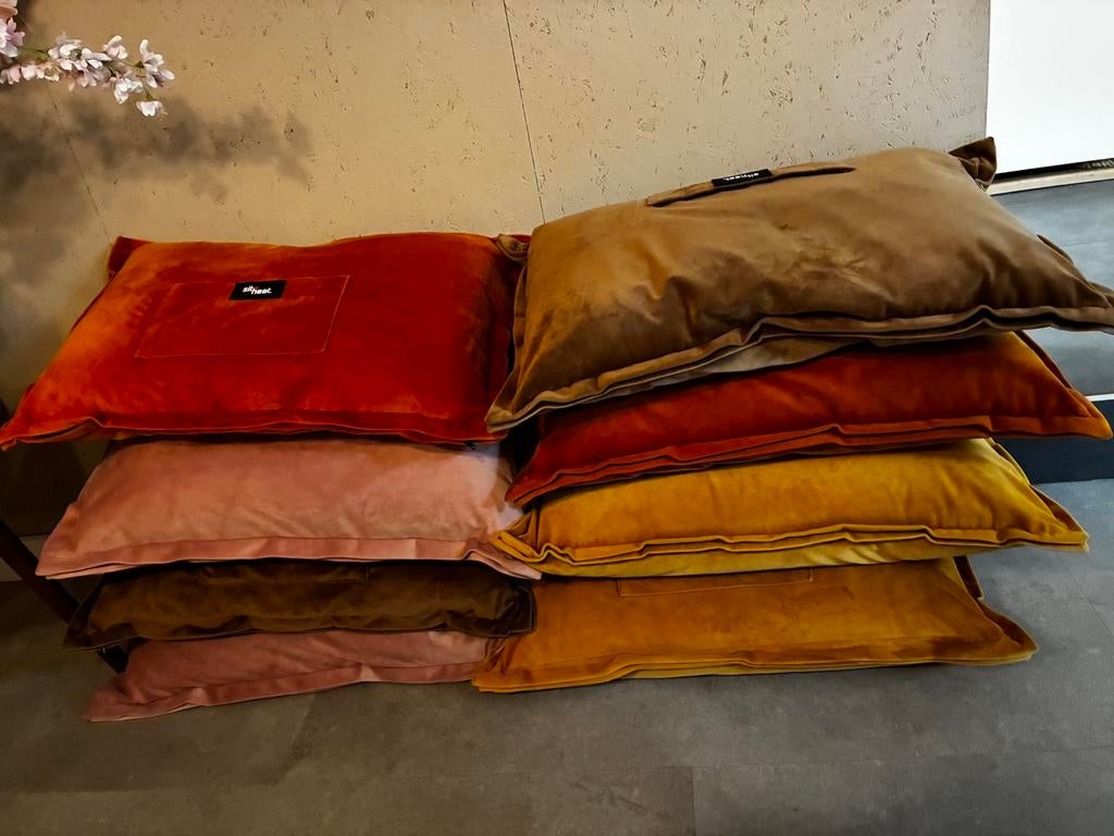 Sit & heat (Stoov) warmte kussens €45 per stuk, div kleuren, Huis en Inrichting, Woonaccessoires | Kussens, Ophalen of Verzenden