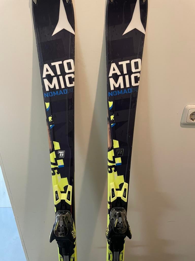 Atomic nomad 171, 160 tot 180 cm, Gebruikt, Verzenden, Carve