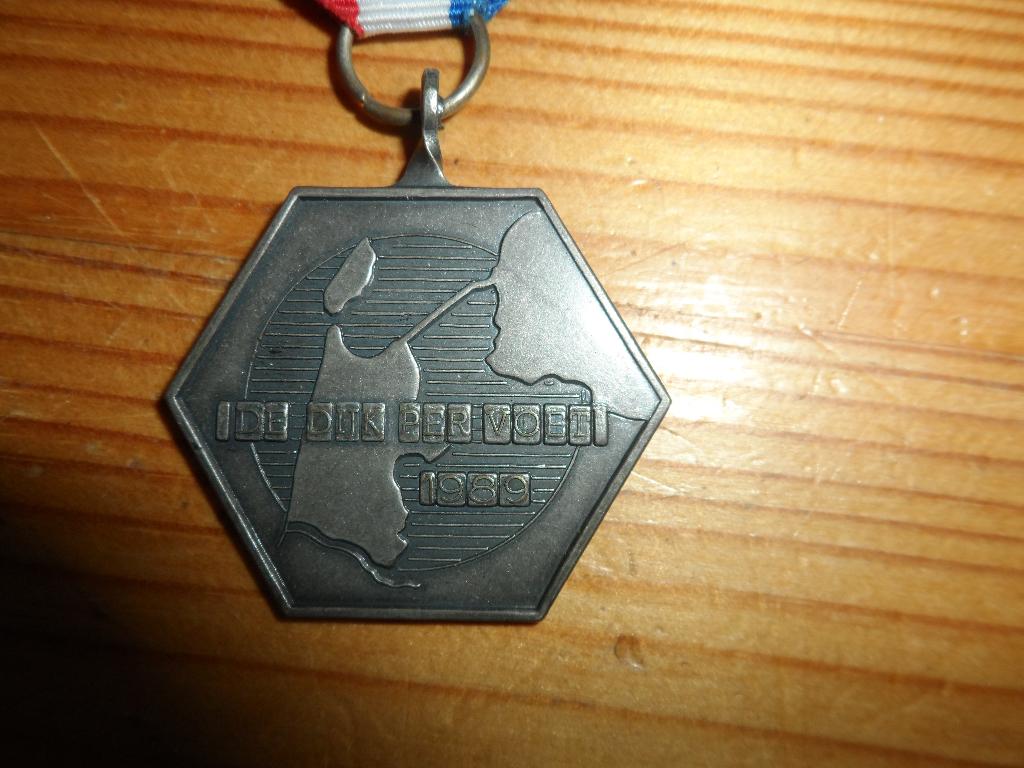 Medailles, Ophalen of Verzenden, Overige materialen