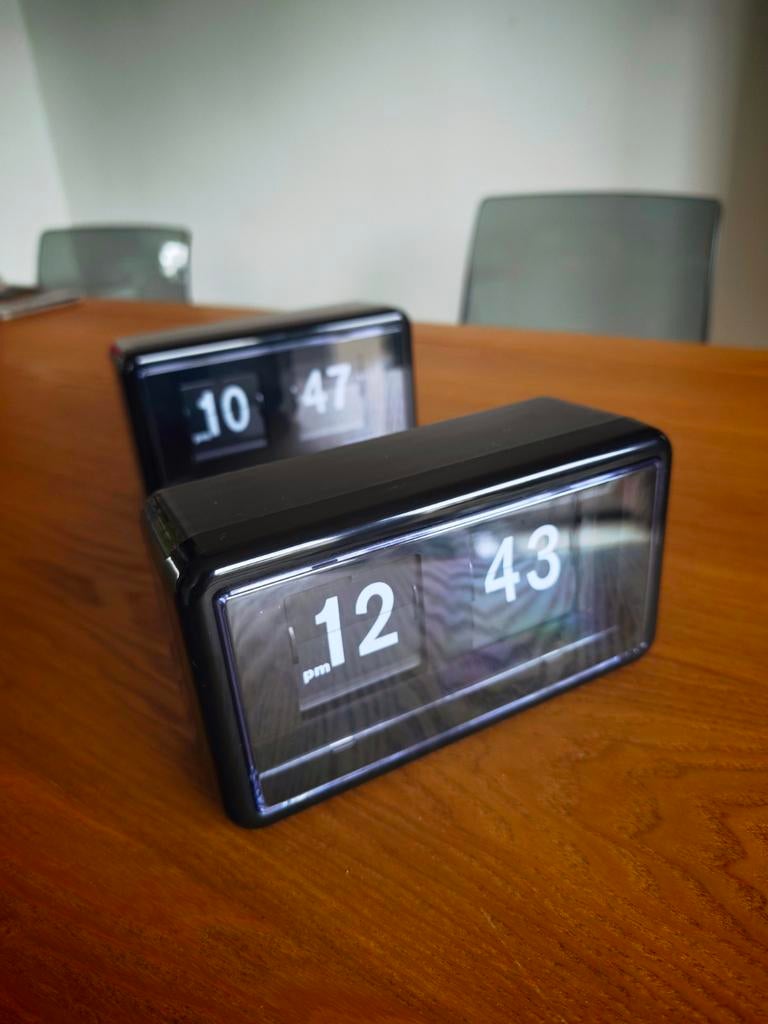2x Retro Auto Flip Clock Simple Desk Down Page Relojes | Cuotas sin interés