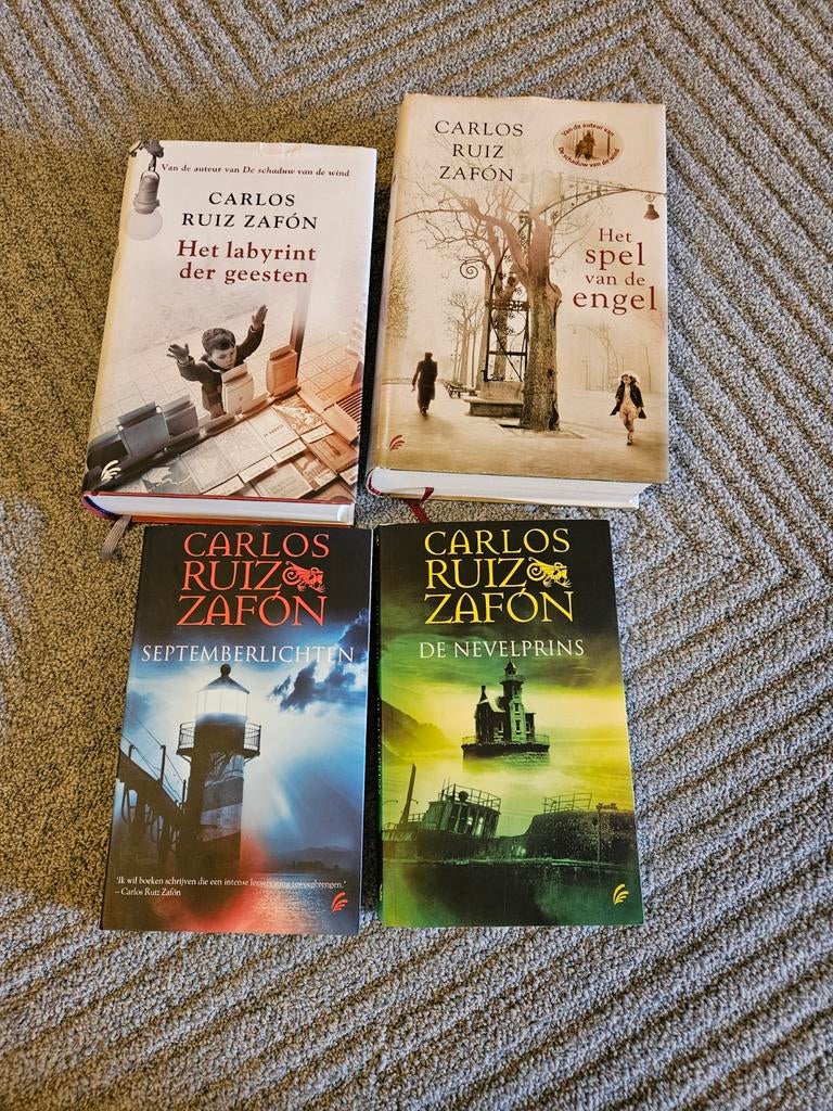 Carlos Ruiz Zafón Boeken Collectie, Boeken, Ophalen of Verzenden, Zo goed als nieuw, Carlos Ruiz Zafón, Nederland