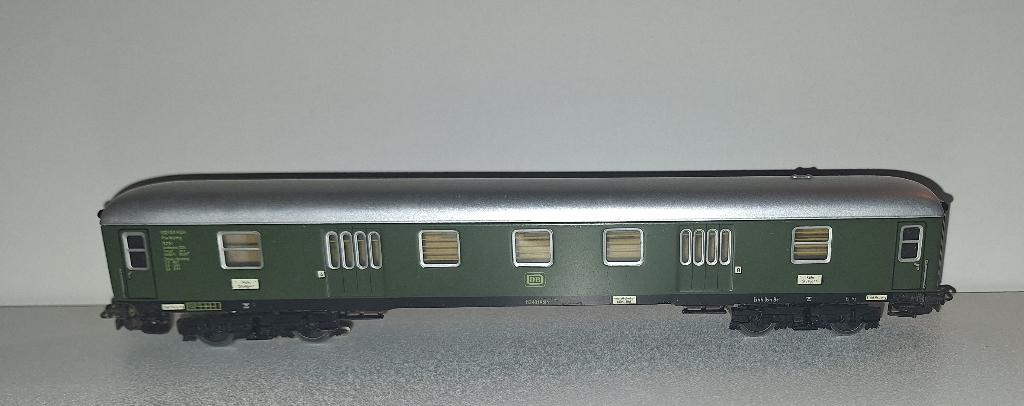 Marklin H0 4026 - 4-assig Bagagerijtuig van de DB in ovp, Hobby en Vrije tijd, Modeltreinen | H0, Wisselstroom, Gebruikt, Wagon