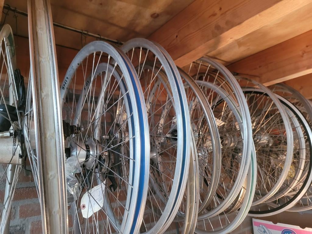 Fiets wielen diverse maten en modellen 16 inch tm 28 inch., Fietsen en Brommers, Ophalen of Verzenden, Zo goed als nieuw, Algemeen