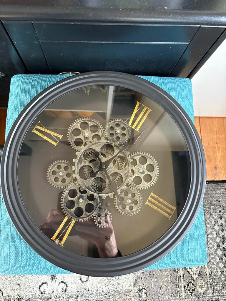 Bewegende klok met tandwielen, Ophalen of Verzenden, Gebruikt, Analoog, Wandklok