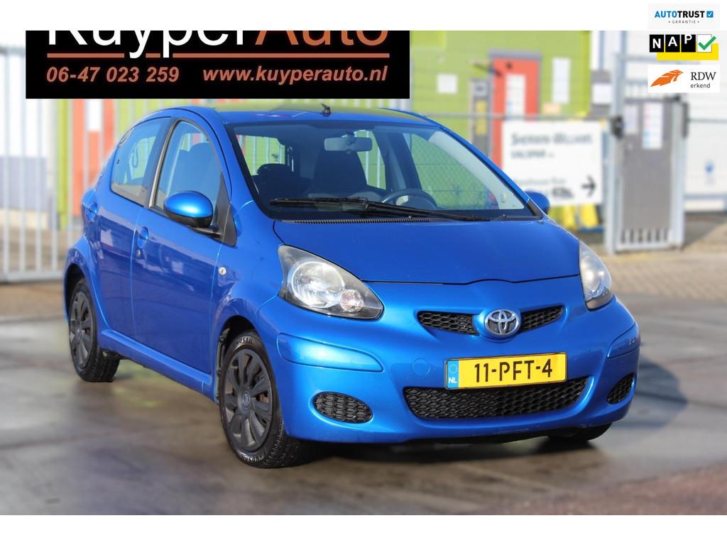Toyota Aygo 1.0-12V Comfort Navigator airco 5 drs navi nap, Voorwielaandrijving, Euro 5, 68 pk, Origineel Nederlands