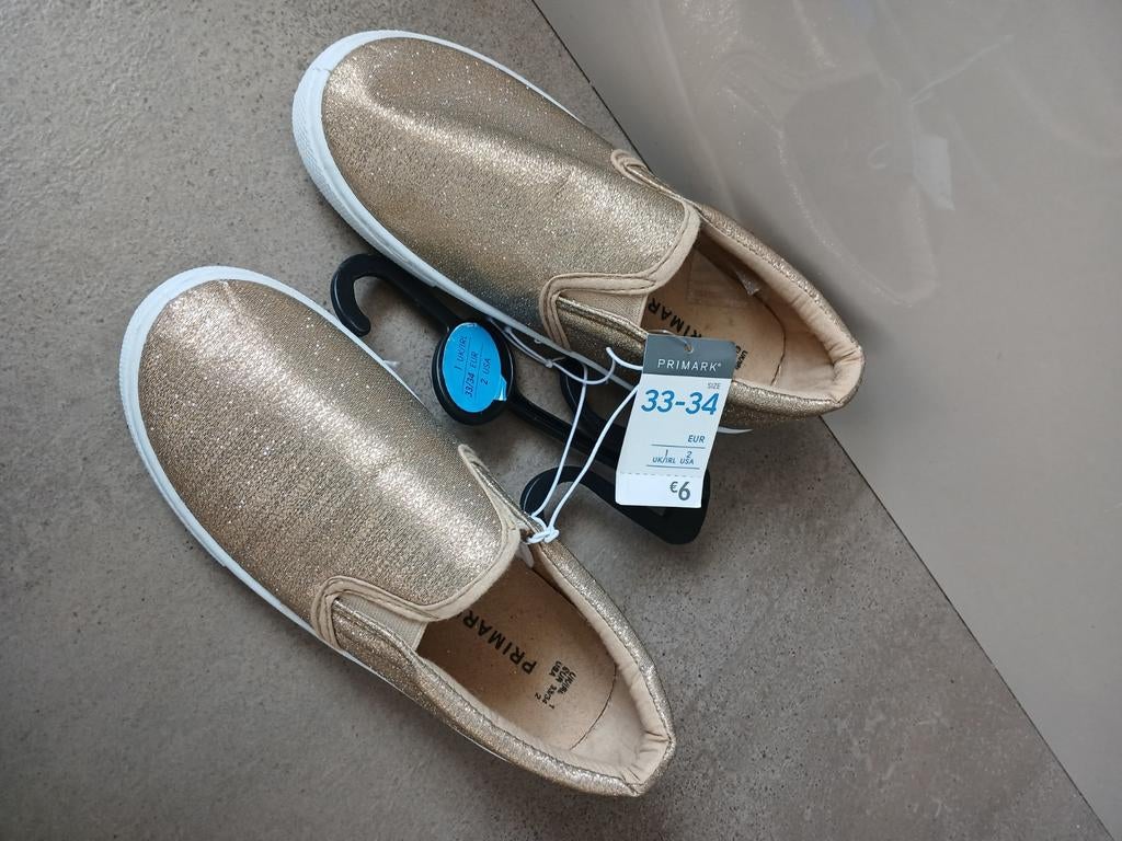 Gouden zomer schoenen maat 33- 34 nieuw, Kinderen en Baby's, Babykleding | Schoentjes en Sokjes, Ophalen of Verzenden, Nieuw, Meisje