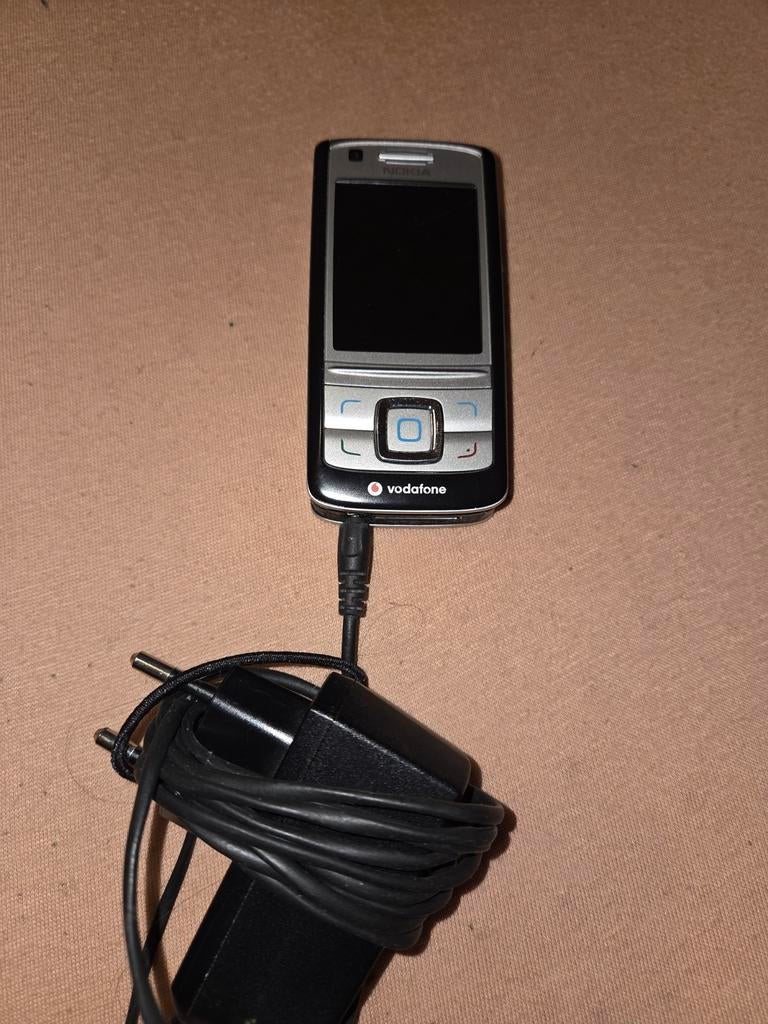 Nokia 6280 en Siemens AX72 - Oude Mobiele Telefoons, Gebruikt, Overige modellen, Zwart, Fysiek toetsenbord