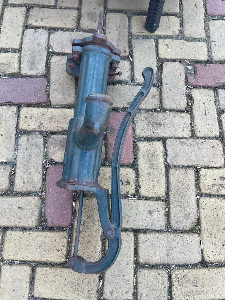 Antieke handwaterpomp - gietijzer, Tuin en Terras, Ophalen of Verzenden, Gebruikt, Handmatig, Overige typen