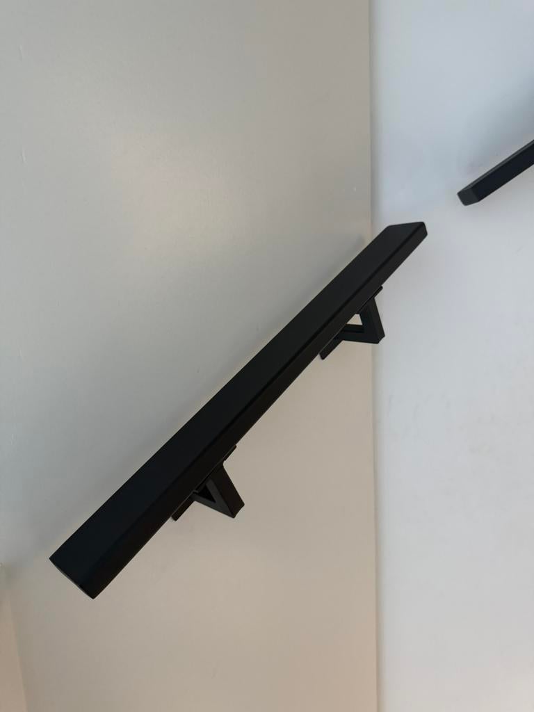 Stalen trapleuning zwart, Ophalen, Zo goed als nieuw, 2 tot 4 meter