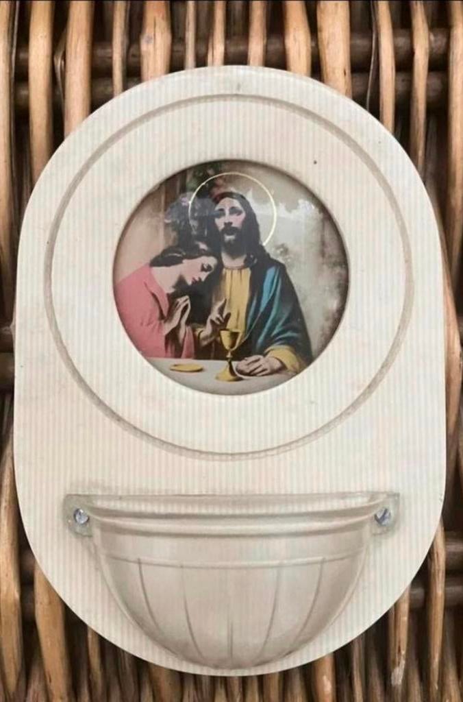 Wijwaterbakje ,van polyresin, Antiek en Kunst, Antiek | Religie, Ophalen of Verzenden