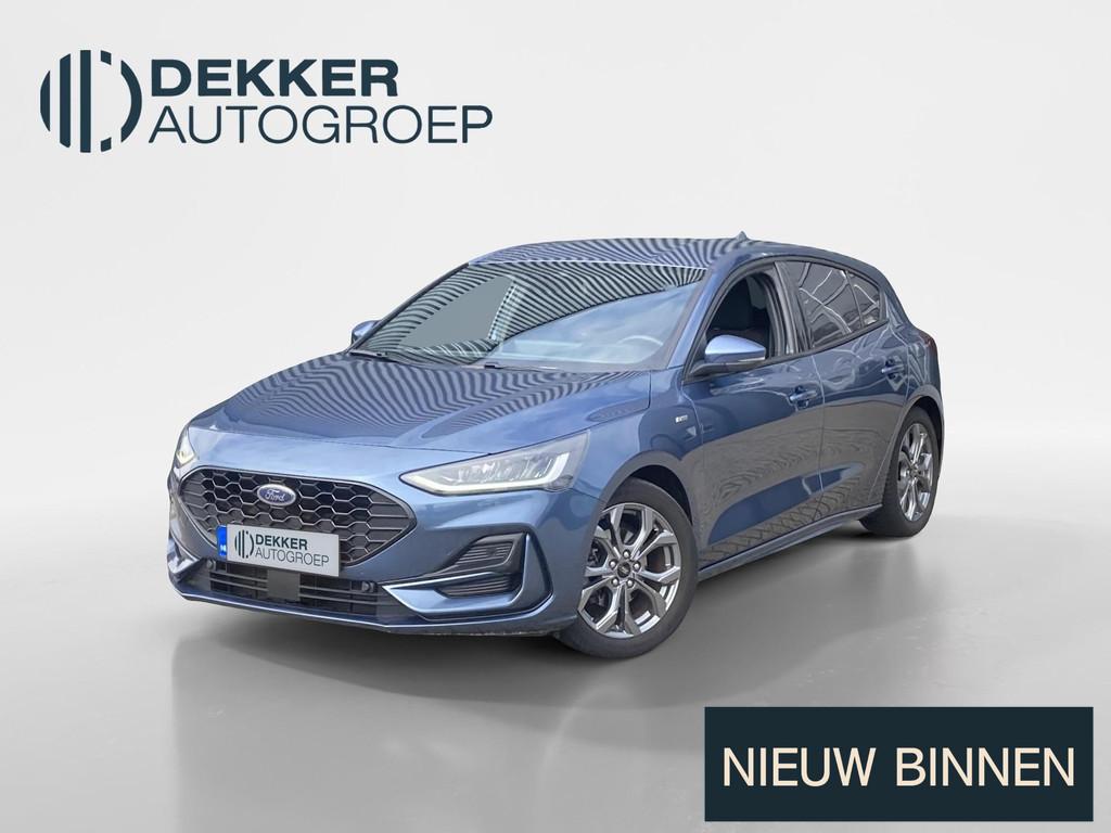 Ford Focus 1.0 EcoBoost Hybrid 125 pk ST Line 5-deurs Naviga, Gebruikt, Blauw, 1299 kg, Bedrijf