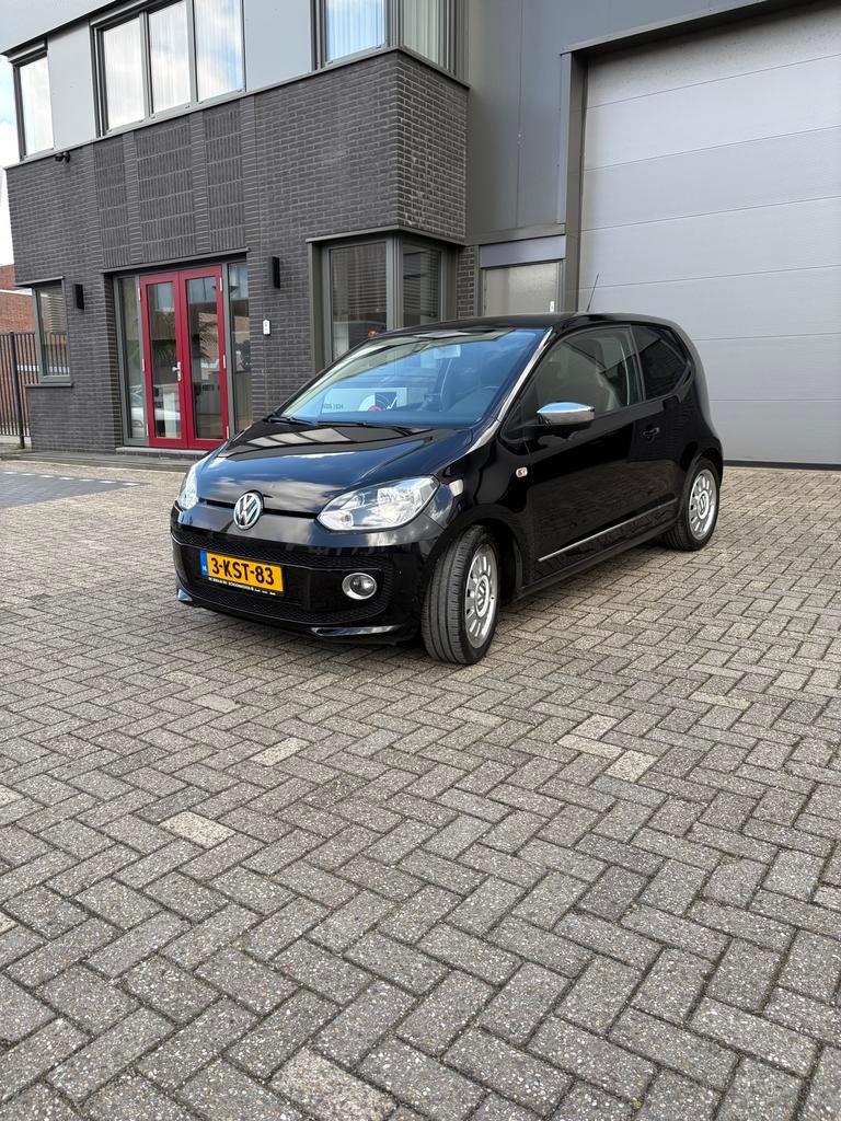 Volkswagen Hi up! 1.0 55KW/75PK 3-DRS 2012 Zwart km 82790, Euro 5, 74 pk, Up!, 4 stoelen