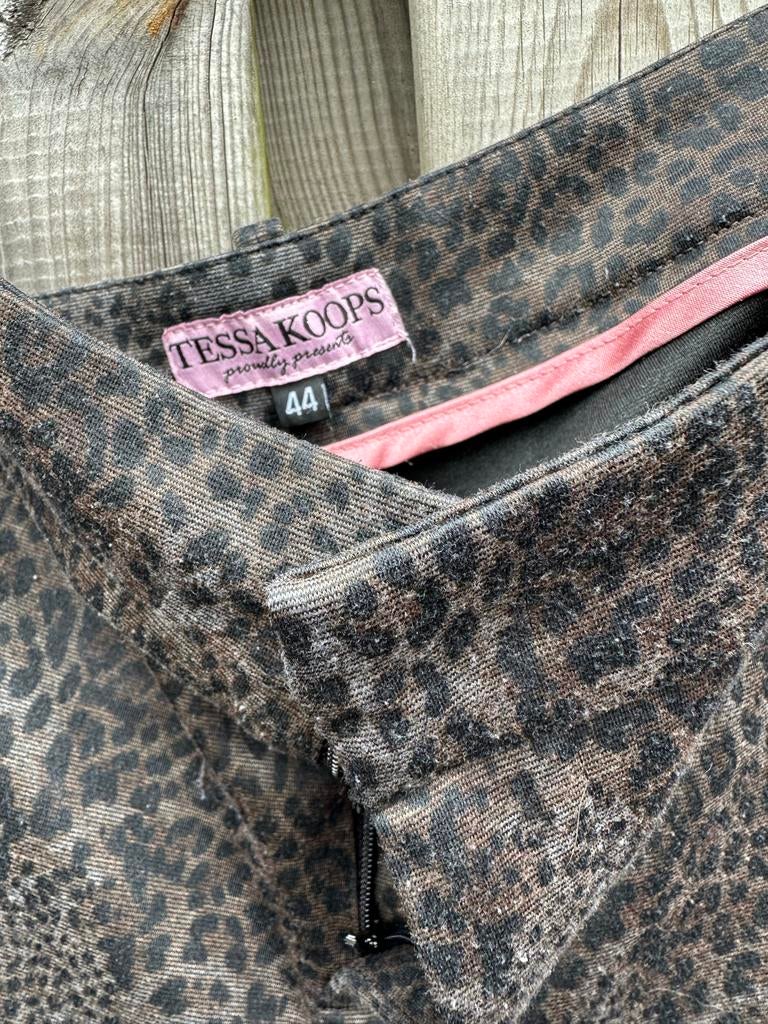Tessa Koops pantalon met dierenprint maat 44, Kleding | Dames, Overige kleuren, Maat 42/44 (L), Ophalen of Verzenden, Lang