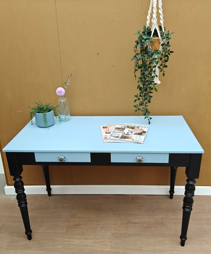 Bureau of tafel, Ophalen, Florissantjes Studio, @florissantjes, Voorhout