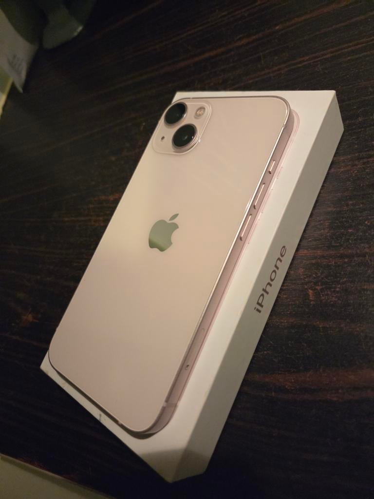 Roze Iphone 13, Ophalen, 128 GB, IPhone 13, Zo goed als nieuw