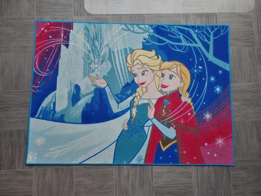 Frozen vloerkleed, 94x133 cm, Ophalen, Zo goed als nieuw, Kleed of Kussen