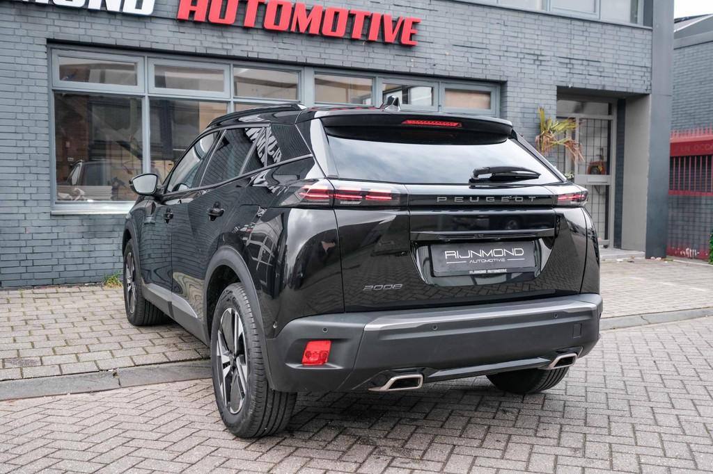 Peugeot 2008 1.2 PureTech 130 Allure 360-Camera|Carplay|Lane, Stof, Gebruikt, 1199 cc, Zwart