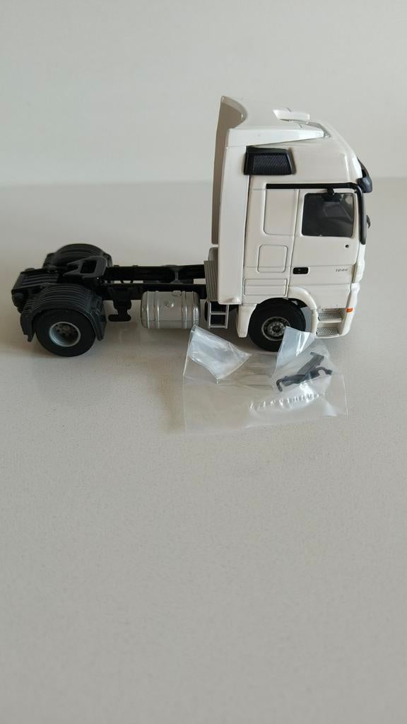 Lion Toys Mercedes Actros 1844, Ophalen of Verzenden, Zo goed als nieuw, Bus of Vrachtwagen, Lion Toys