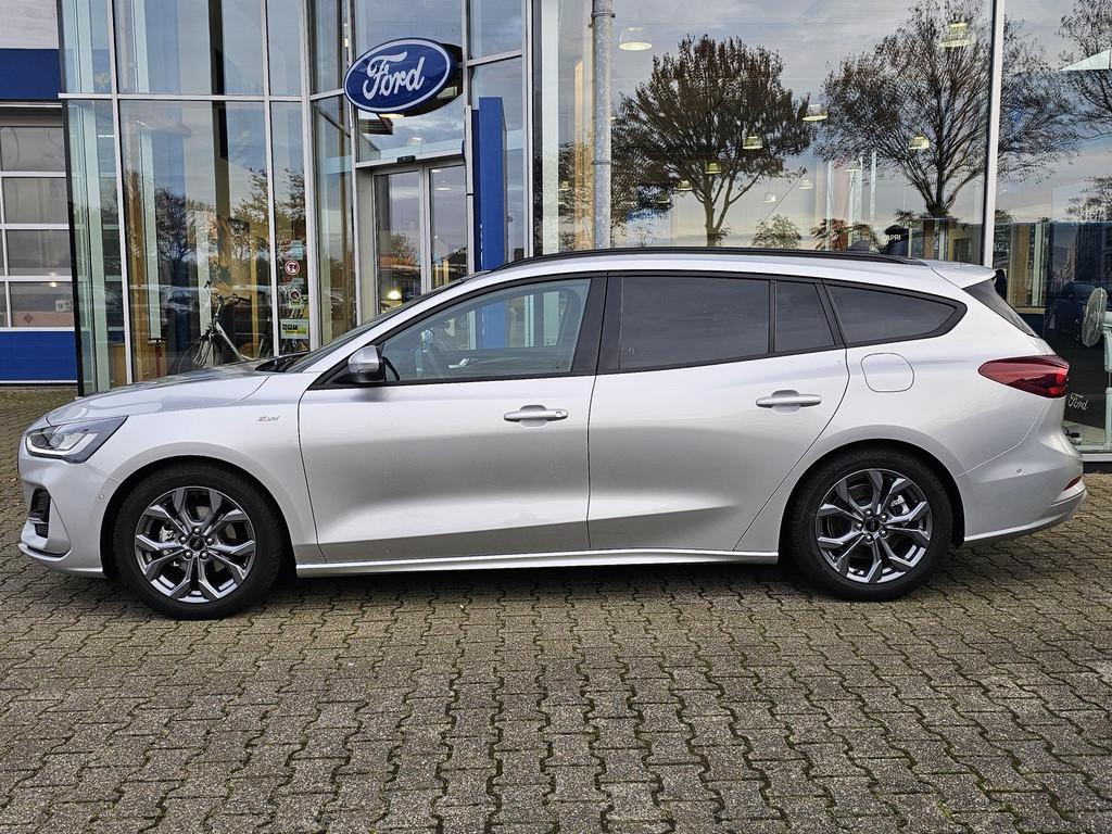 Ford Focus Wagon 1.0 EcoBoost Hybrid ST Line X 155pk | Trekh, Stof, Gebruikt, 155 pk, 19 km/l