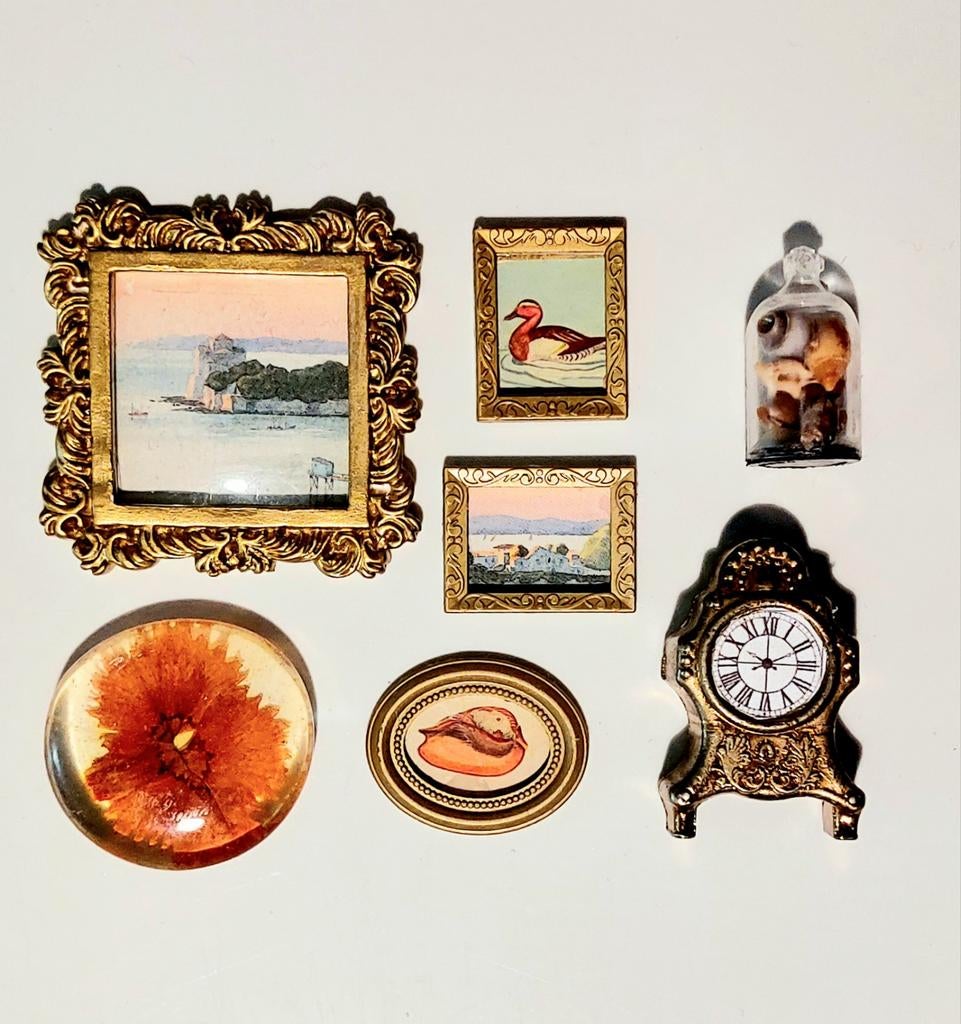 Poppenhuis kunst schilderijtjes 1:12 zee thema natuur +klok, Ophalen of Verzenden, Zo goed als nieuw, Decoratie