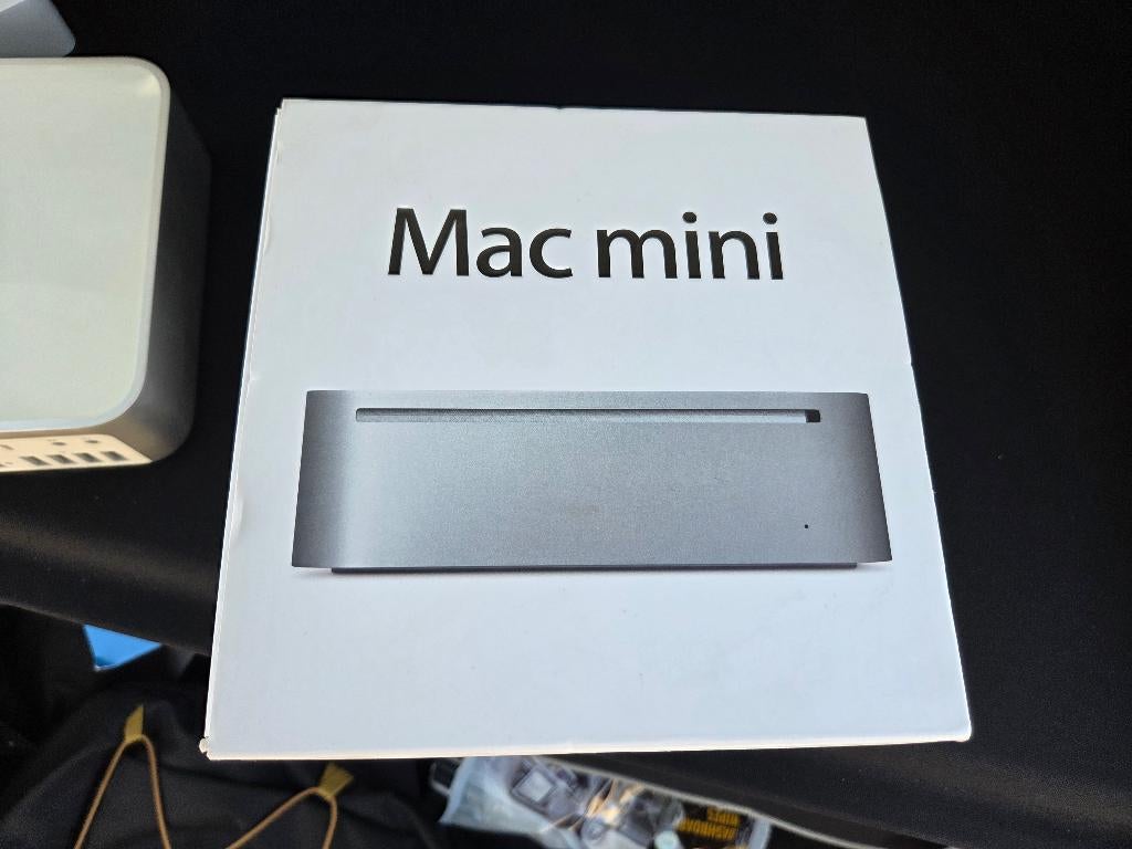 Mac mini A1283, Computers en Software, Apple Desktops, Ophalen, HDD en SSD, 2 tot 3 Ghz, Zo goed als nieuw