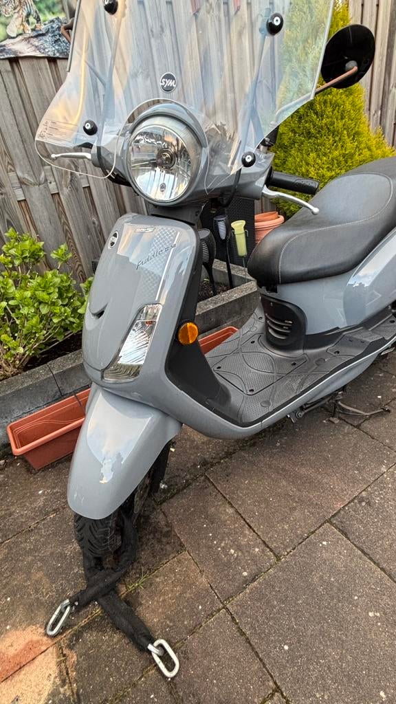 Sym Fiddle 2 Scooter, Fietsen en Brommers, Scooters | SYM, Gebruikt, Fiddle, Benzine, Ophalen