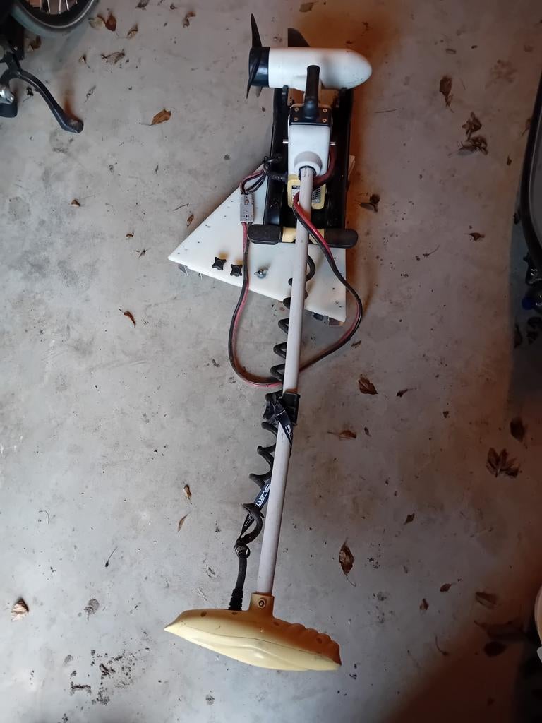 Elektrische Fronttroller boegmotor Cayman Haswing 55 lbs 12V, Ophalen, Gebruikt